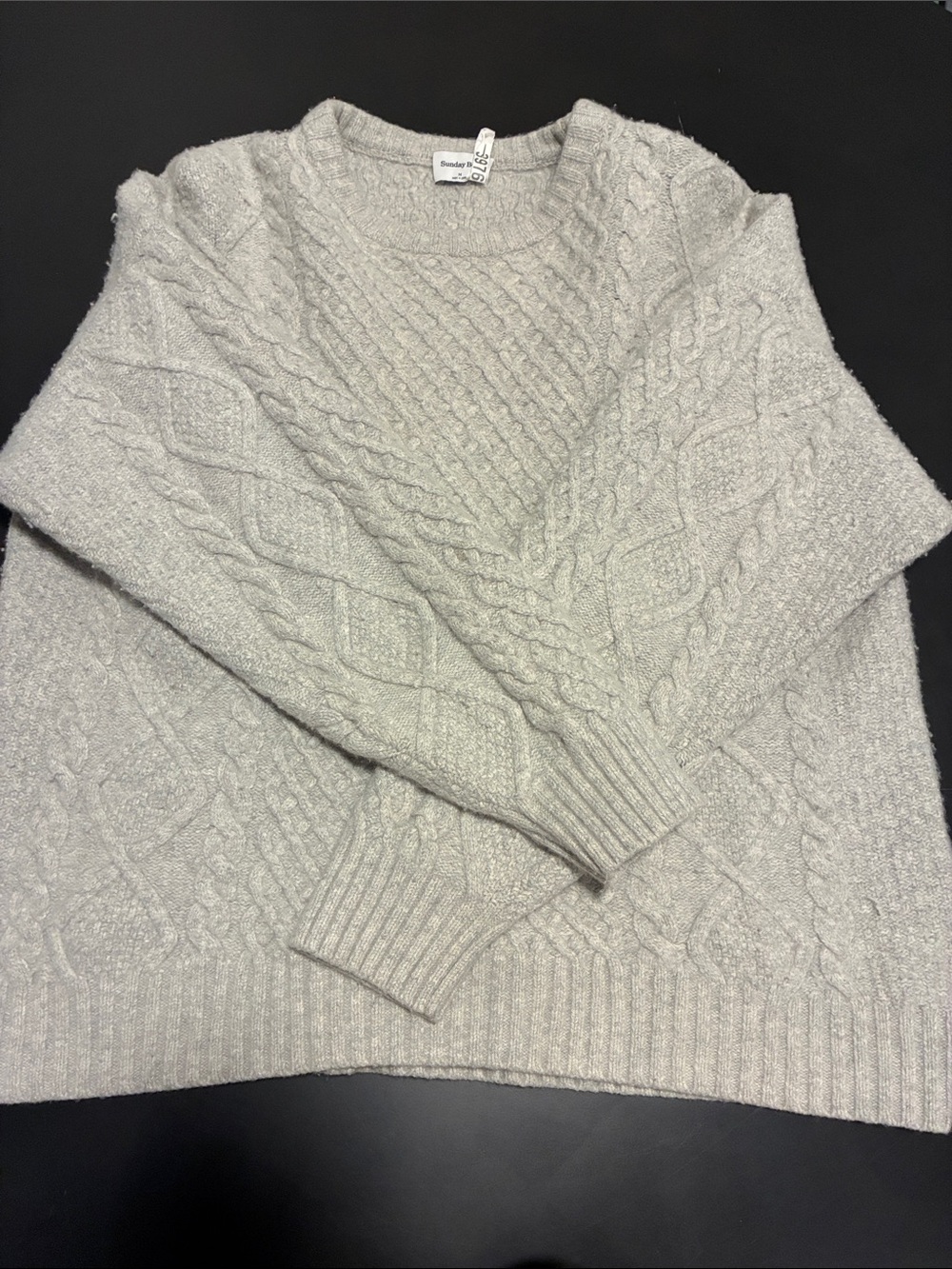 Sunday best Cable Knit Crewneck Sweater
